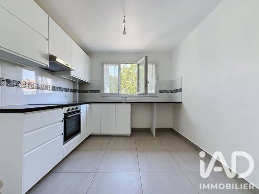 Appartement à vendre 230 000 € 3 pièces 3 chambres 82 m² 2 étages Tilleuls-Champagne Savigny-sur-Orge 91600