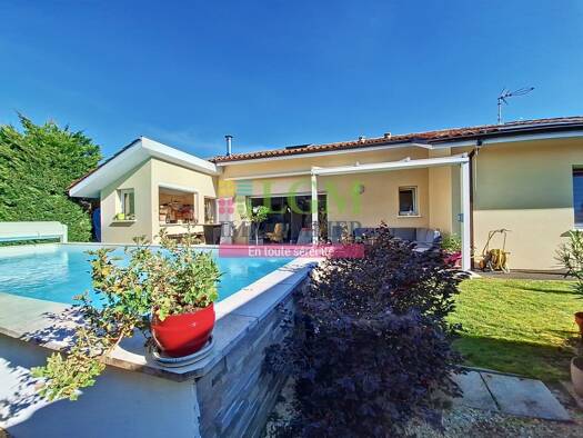 Maison de plain-pied à vendre 750 000 € 4 pièces 3 chambres 148 m² 644 m² de terrain Est Saint-Vincent-de-Tyrosse 40230