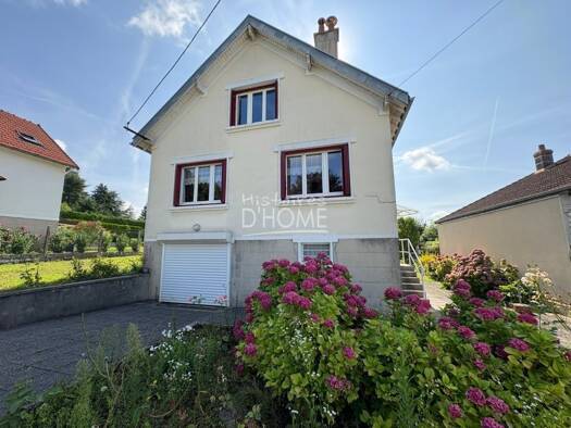 Maison de ville à vendre 175 000 € 4 pièces 3 chambres 70 m² 498 m² de terrain La Ferté-Gaucher 77320