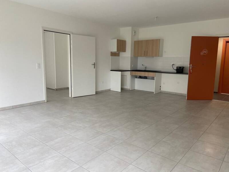 Maison à louer, 58m², SAINT JEAN D'ILLAC