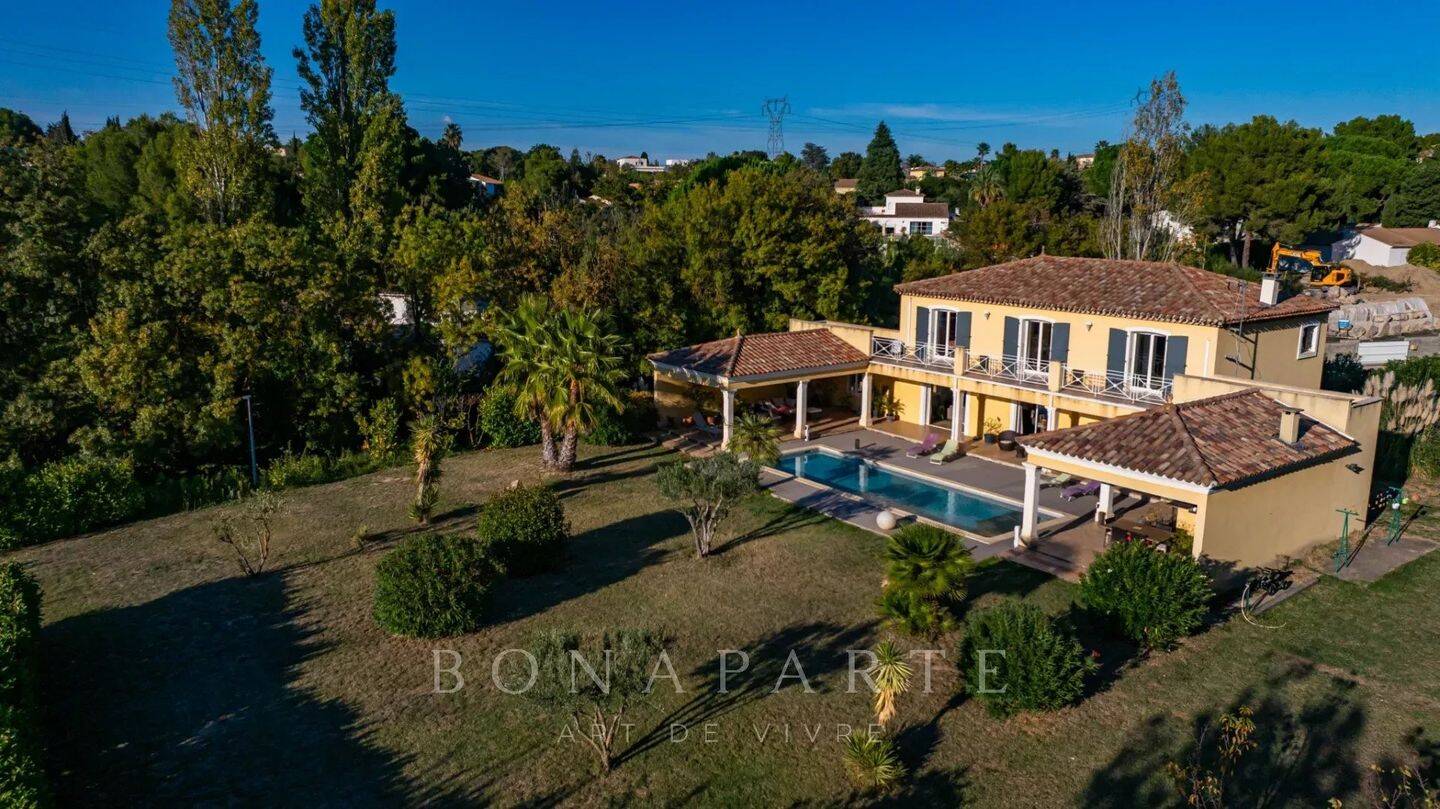 Maison à vendre, 300m², BEZIERS