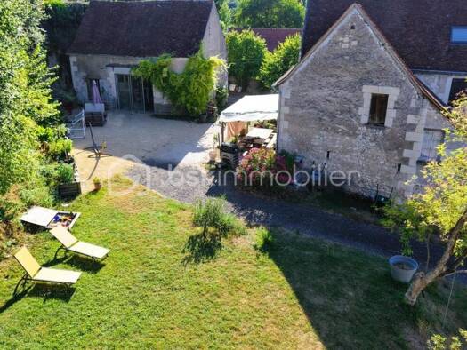 Maison à vendre 369 950 € 7 pièces 5 chambres 217 m² 1 400 m² de terrain Azay-sur-Indre 37310
