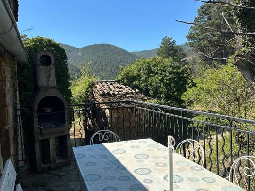 Maison à louer 895 € 5 pièces 4 chambres 111,5 m² Saint-André-Lachamp 07230