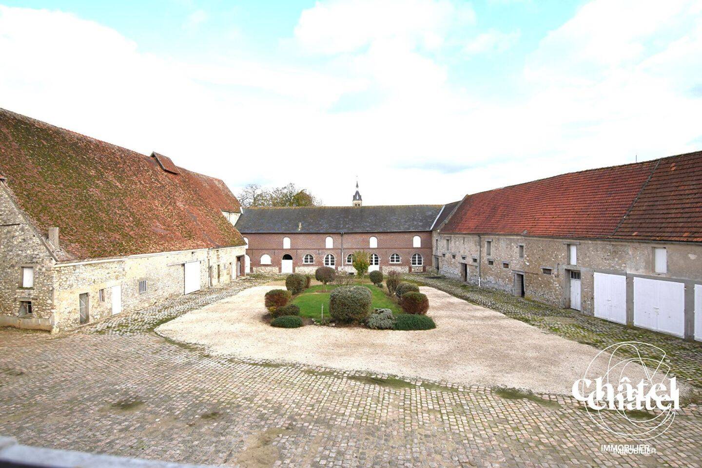 Maison à vendre, 164m², NANTEUIL LE HAUDOUIN