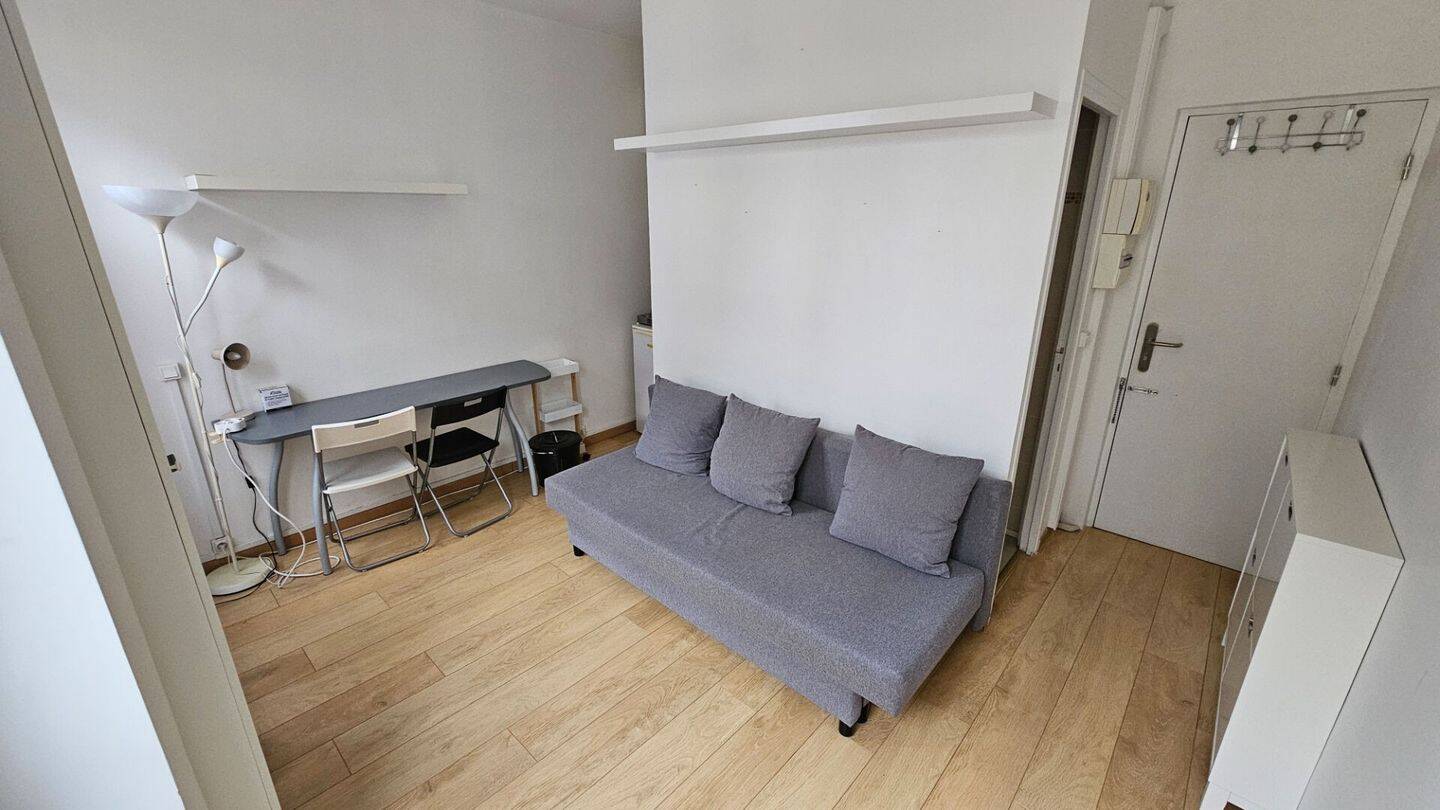 Maison à louer, 13m², LEVALLOIS PERRET