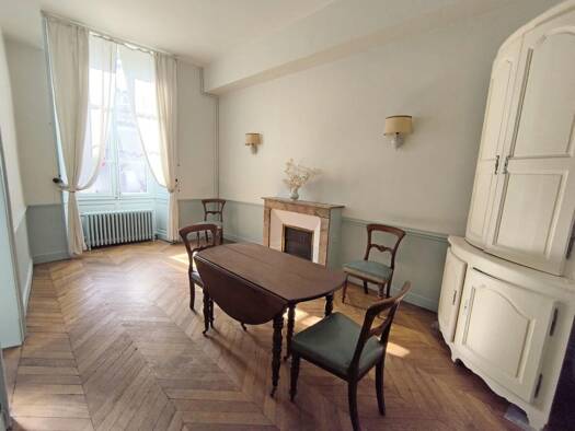 Maison à vendre 280 745 € 8 pièces 5 chambres 324 m² 489 m² de terrain Centre Ville-Saint Léonard-Notre-Dame Alençon 61000