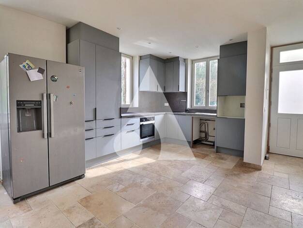 Maison à vendre 359 000 € 4 pièces 3 chambres 90 m² 303 m² de terrain Bonneville Méry-sur-Oise 95540