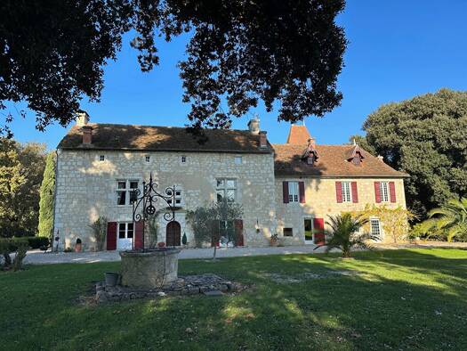 Maison à vendre 840 000 € 10 pièces 5 chambres 392 m² 16 819 m² de terrain École primaire Scaliger-École maternelle Scaliger Agen 47000