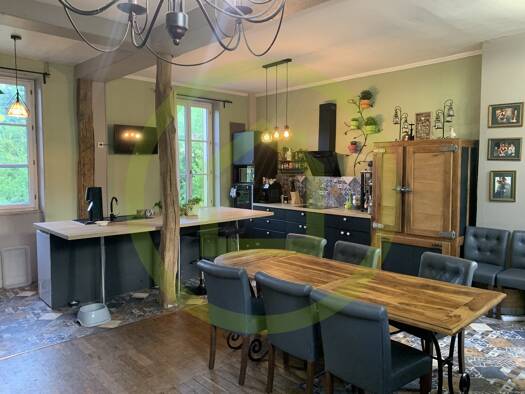 Maison à vendre 269 000 € 9 pièces 5 chambres 227 m² 4 000 m² de terrain Chesneaux Château-Thierry 02400