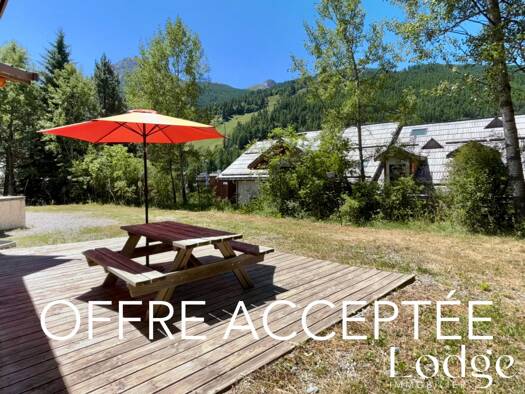 Maison à vendre 445 000 € 3 pièces 2 chambres 59 m² 80 m² de terrain Saint-Chaffrey 05330