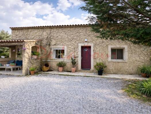 Maison à vendre 749 000 € 4 pièces 3 chambres 110 m² 980 m² de terrain Les Trois Lucs Marseille 12ème arrondissement 13012