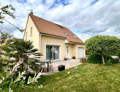 Maison à vendre 262 500 € 5 pièces 3 chambres 88 m² 947 m² de terrain Argences 14370