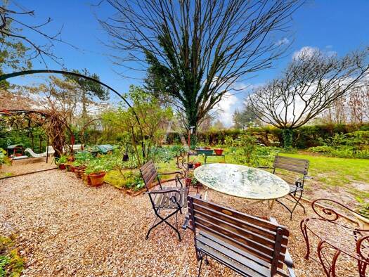 Maison à vendre 572 000 € 8 pièces 5 chambres 197 m² 1 200 m² de terrain Sablons-Ombrages-Moissons Vauréal 95490