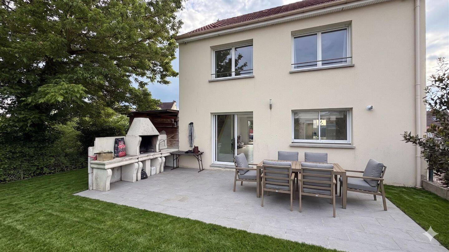 Maison à vendre, 115m², CORBEIL ESSONNES
