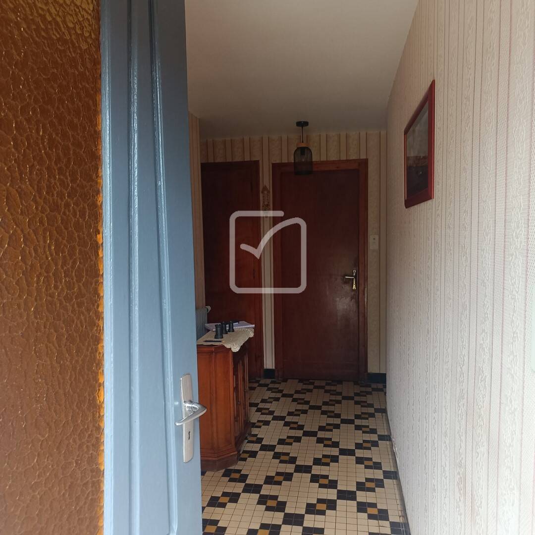 Maison à vendre, 130m², NEANT SUR YVEL
