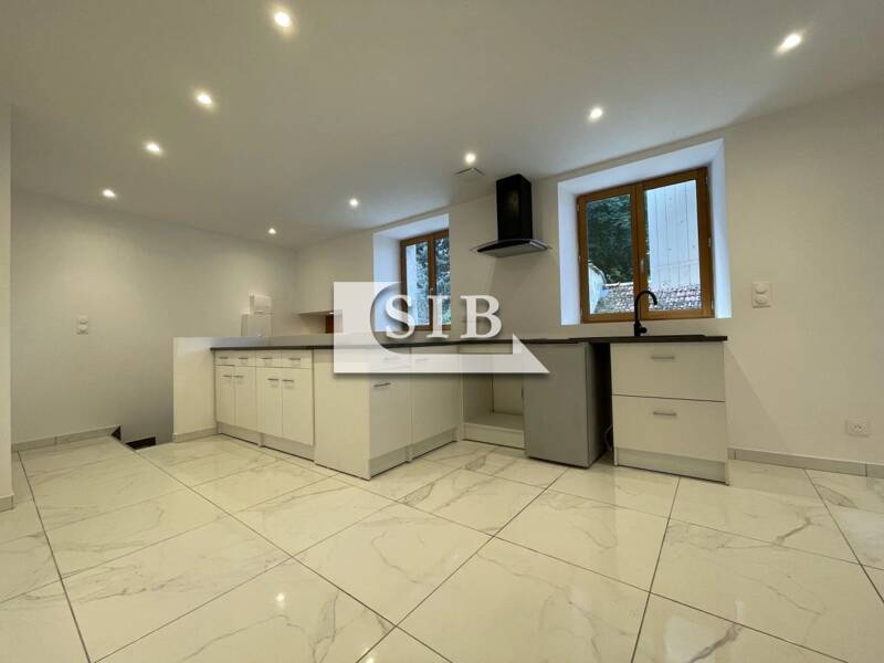 Maison à louer, 80m², LINAS