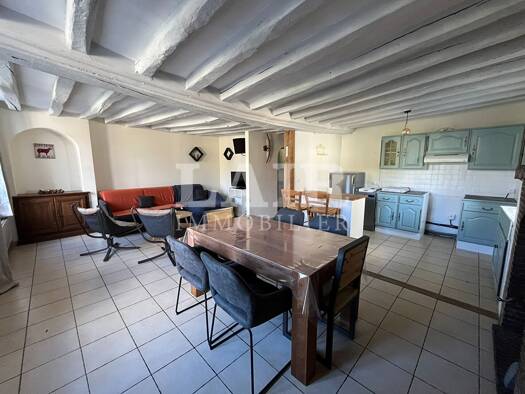 Maison à vendre 106 300 € 3 pièces 2 chambres 62 m² 126 m² de terrain Mortagne-au-Perche 61400