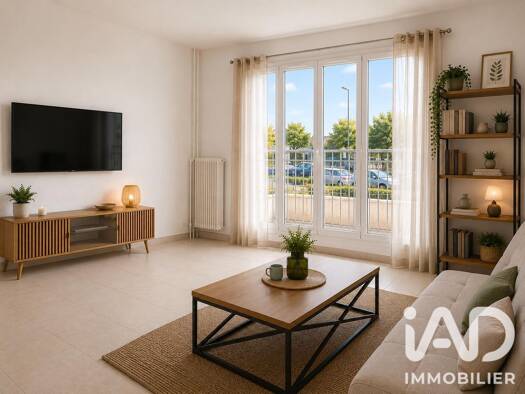 Appartement à vendre 110 000 € 1 pièce 36,71 m² RDC/4 Le Parterre Dourdan 91410