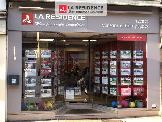 Boutique à vendre 5 000 € 42 m² de surface de vente Pacy-sur-Eure 27120