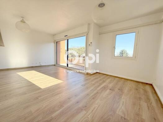 Duplex à vendre 255 000 € 4 pièces 3 chambres 80 m² Étage 2/2 Fontanelles Castanet-Tolosan 31320