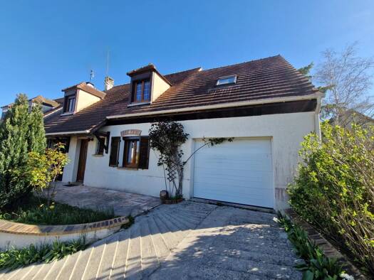Maison à vendre 312 000 € 5 pièces 4 chambres 112 m² 424 m² de terrain Bruyères-le-Châtel 91680