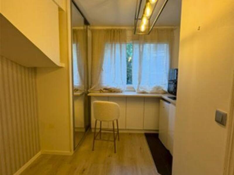 Maison à louer, 10m², PARIS 16E