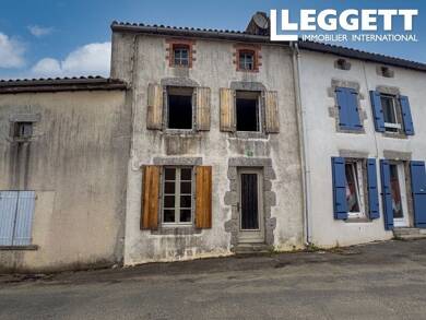 Maison à vendre 82 500 € 4 pièces 2 chambres 86 m² 803 m² de terrain Saint-Paul-en-Gâtine 79240