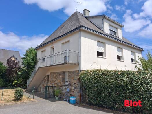 Appartement à vendre 210 000 € 4 pièces 3 chambres 74,97 m² Étage 1/2 Châteaubourg 35220