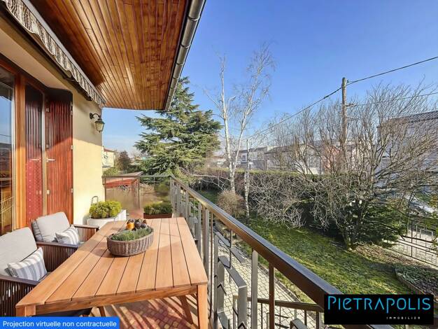 Maison à vendre 435 000 € 6 pièces 4 chambres 150 m² 620 m² de terrain Balmes Bourlione Corbas 69960