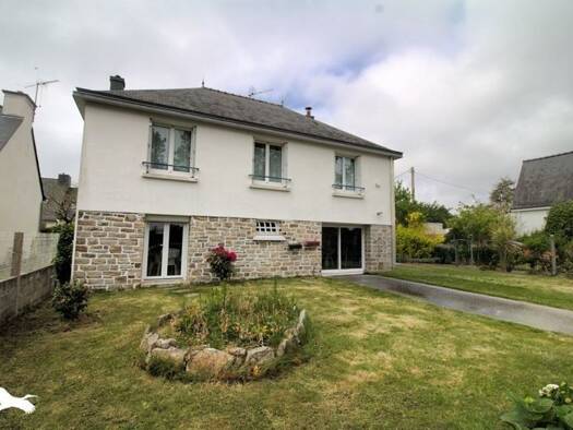 Maison à vendre 265 700 € 4 pièces 3 chambres 120 m² 501 m² de terrain Bourg Nord Moëlan-sur-Mer 29350