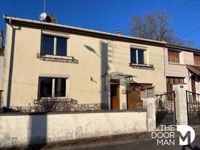 Maison à vendre 49 000 € 6 pièces 4 chambres 184 m² 244 m² de terrain Doulaincourt-Saucourt 52270