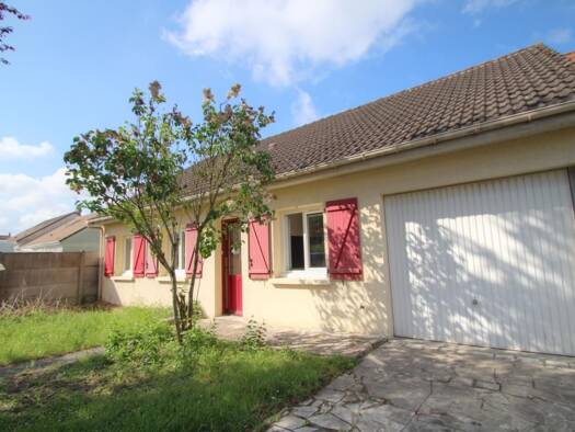Maison à vendre 159 000 € 4 pièces 3 chambres 80 m² 430 m² de terrain Nord Ouest La Chapelle-Saint-Mesmin 45380