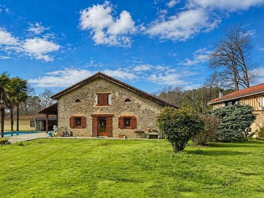 Maison à vendre 365 000 € 6 pièces 4 chambres 248 m² 6 270 m² de terrain Saint-Cricq-Villeneuve 40190