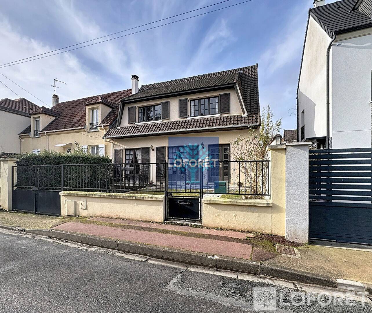 Maison à vendre, 154m², LA VARENNE SAINT HILAIRE
