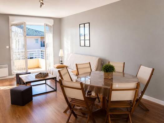 Duplex à vendre 206 000 € 2 pièces 1 chambre 50 m² RDC Arès 33740