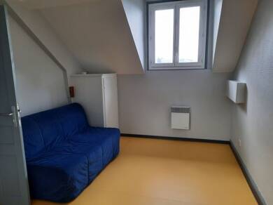 Appartement à louer 260 € 1 pièce 15 m² RDC Égletons 19300