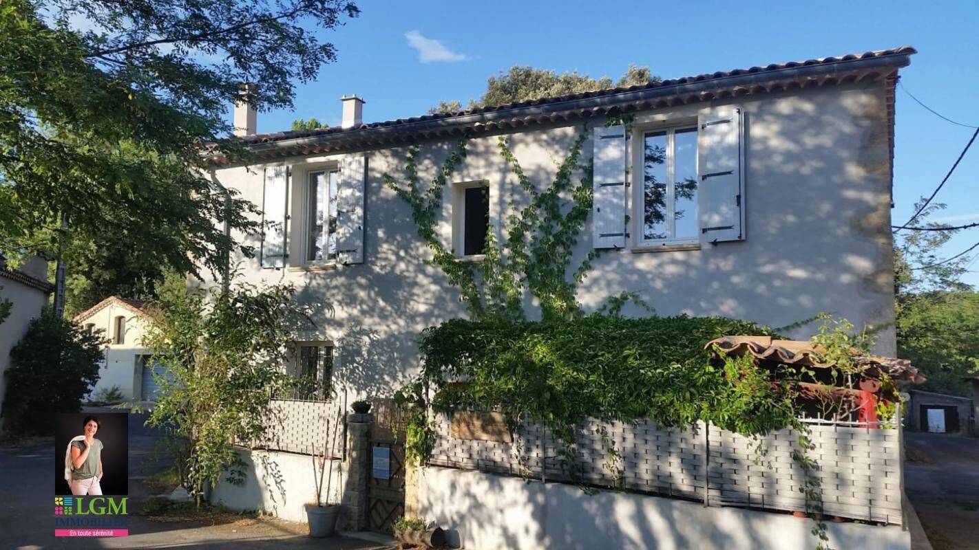 Maison à vendre, 181m², SAINT JULIEN LES ROSIERS
