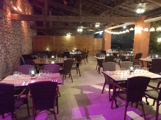 Hôtel à vendre Fonds de commerce 211 000 € 1 pièce Extension Années 80-90 Brignoles 83170