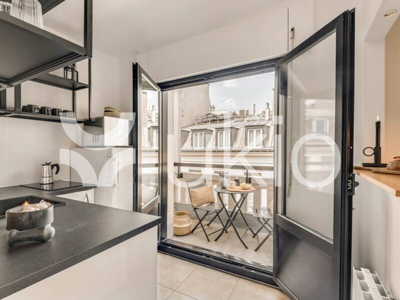 Maison à louer, 48m², PARIS 9E