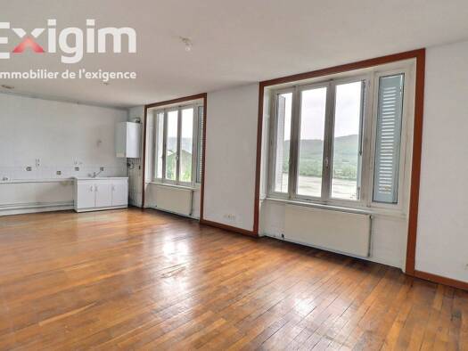 Immeuble à vendre 575 000 € 592 m² Saint-Vallier 26240