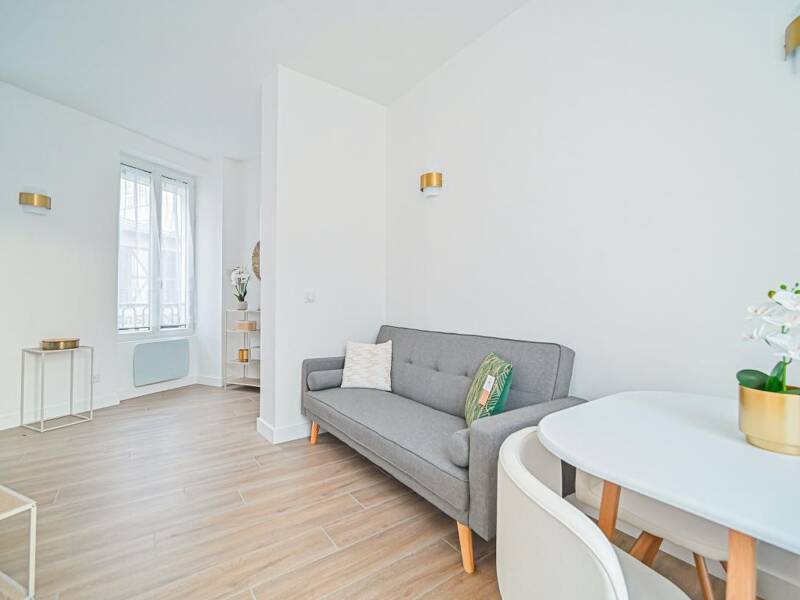 Maison à louer, 29m², PARIS 18E