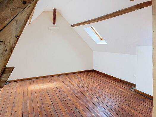 Maison à vendre 46 000 € 4 pièces 3 chambres 88 m² Faubourg de Rome Issoudun 36100