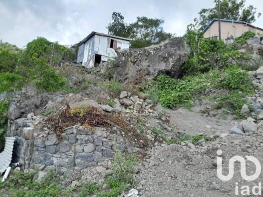 Terrain constructible viabilisé à vendre 125 000 € 563 m² de terrain Cilaos 97413
