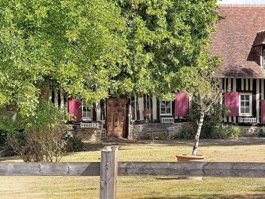 Maison à vendre 735 000 € 9 pièces 4 chambres 220 m² 28 000 m² de terrain Rocques 14100