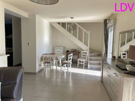 Maison en viager occupé Bouquet 173 000 € 4 pièces 3 chambres 88 m² 241 m² de terrain Ambérieux-en-Dombes 01330