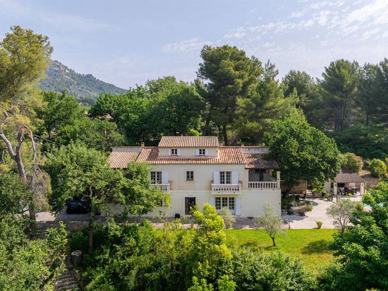 Maison à vendre, 400m², MARSEILLE 11E