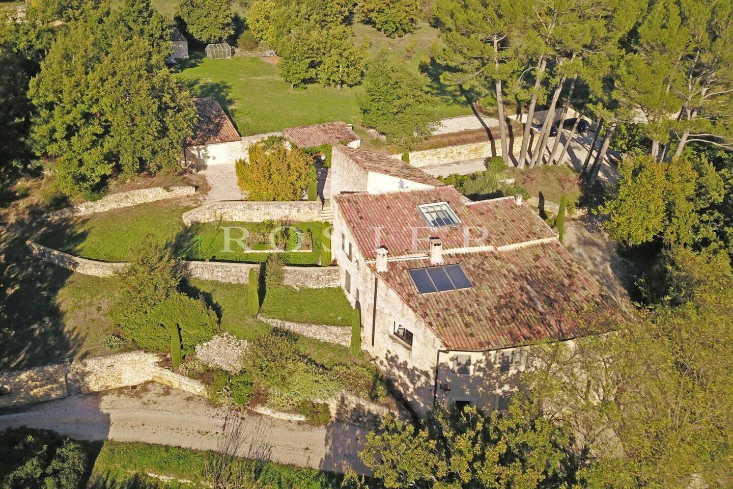 Maison à vendre, 320m², SAINT MARTIN DE CASTILLON