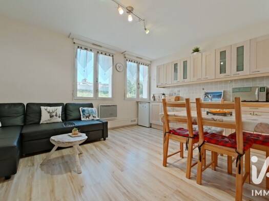 Appartement à vendre 113 000 € 2 pièces 1 chambre 28 m² Étage 1/3 Les Rousses 39220