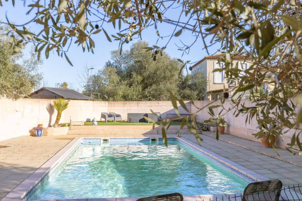 Maison à vendre, 203m², MONTBAZIN