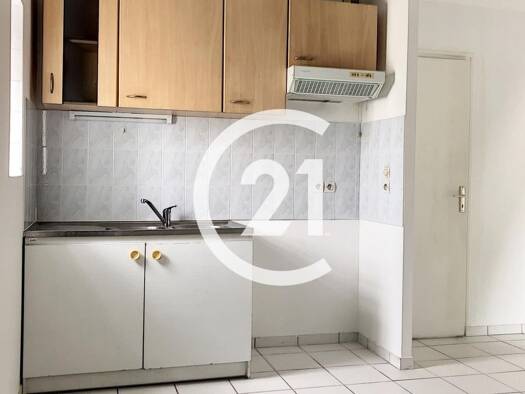 Duplex à louer 745 € 2 pièces 1 chambre 32 m² 1er étage Saint-Michel-sur-Orge 91240